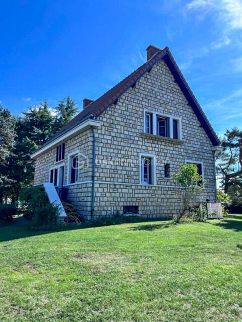   Maison bourgeoise Maison - 8 pi�ce(s) - 230 m�