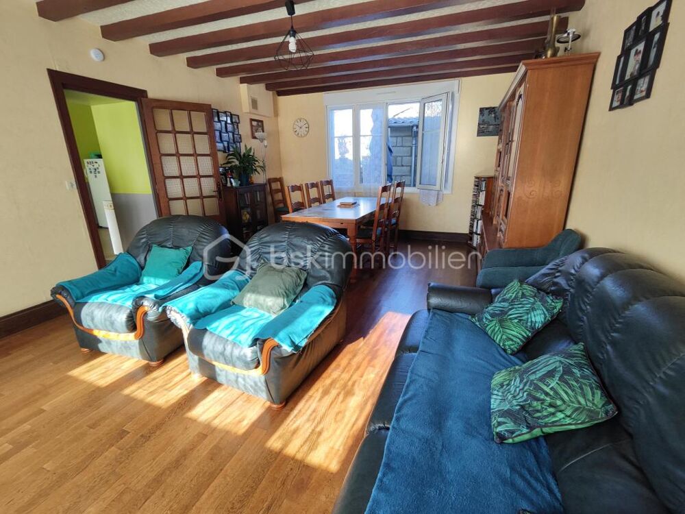 Vente Maison 117m², 4 chambres, 294m² de terrain Saint marc le blanc