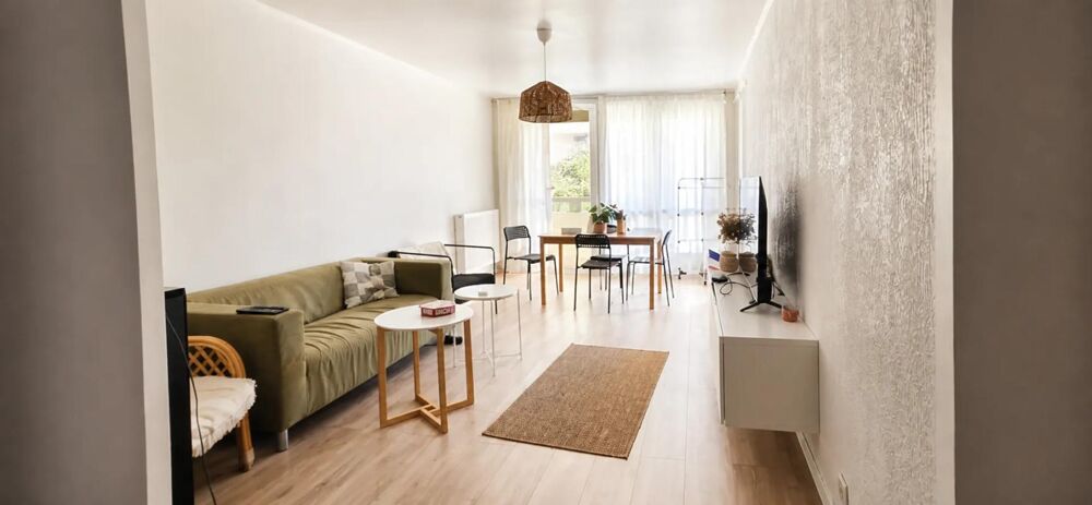 Vente Appartement COMPIÈGNE – BEL APPARTEMENT - COLOCATION 4 CHAMBRES – 17 399 € DE REVENUS EN 2025 – BAUX JUSQU'À L'ÉTÉ 2027 Compiegne