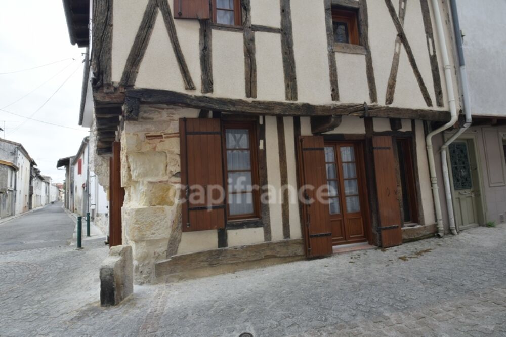 Maison de ville - colombages - pierres apparentes - 1 chambre à CASTELJALOUX (47)