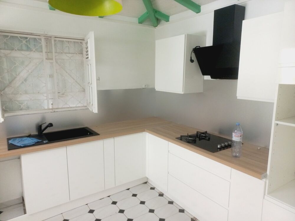 Vente Maison Maison à vendre 4 pièces LAMENTIN (971) Lamentin