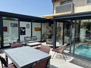  Maison � vendre 9 pi�ces 295 m�