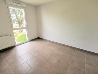  Appartement à louer 2 pièces 47 m²