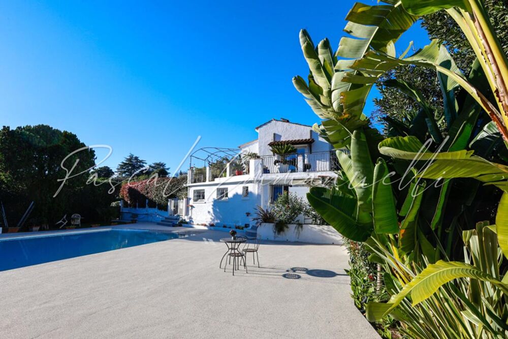 � vendre  Maison Antibes (06600)