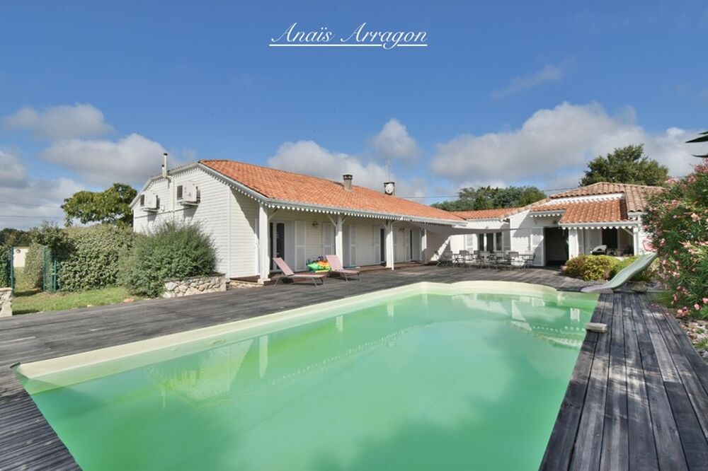 Demeure dexception de 250 m² avec piscine, tennis et parc arboré à Saint-Sylvestre-sur-Lot(47)