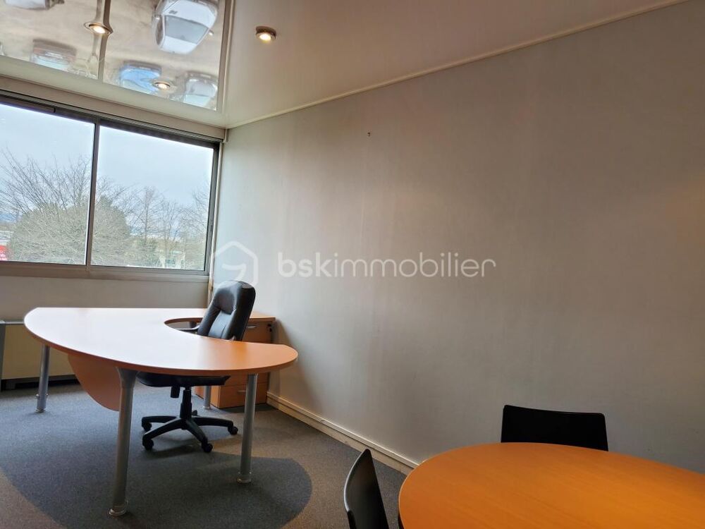   BUREAUX ESTILLAC 93 m² - 5 BUREAUX Estillac