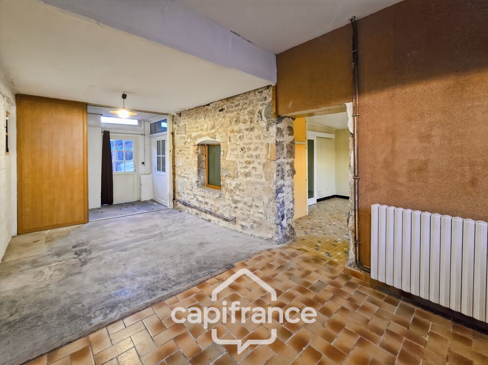 URZY  Maison de village pleine de charme  133 m²  Cour  Potentiel locatif ou professionnel