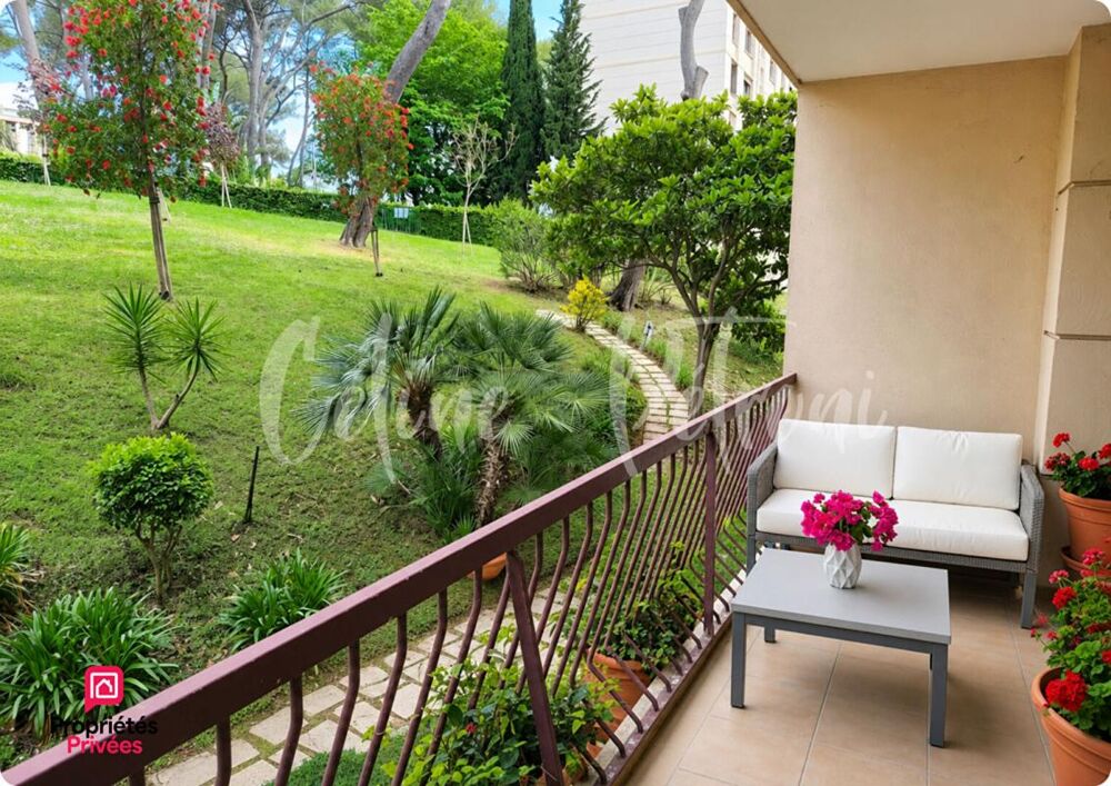 Appartement 2 pièces - Le Cannet, quartier des Mimosas - Commerces et services à proximité
