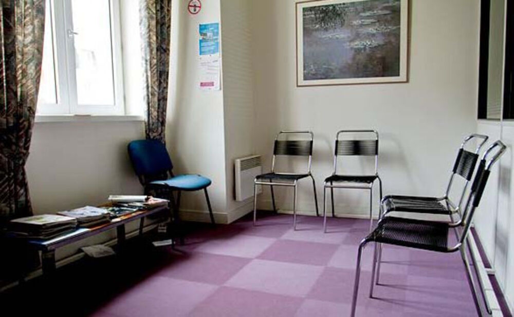   Dpt Loiret (45), à louer ORLEANS Bureau de 18 m² Orleans