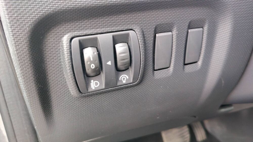 Captur 1.5 DCI ENERGY 90 Intens 2015 occasion 79000 Niort