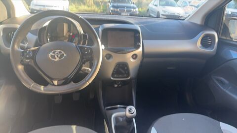 Aygo II 1.0 VVT-i 69 X-Play 2015 occasion 38300 Bourgoin Jallieu