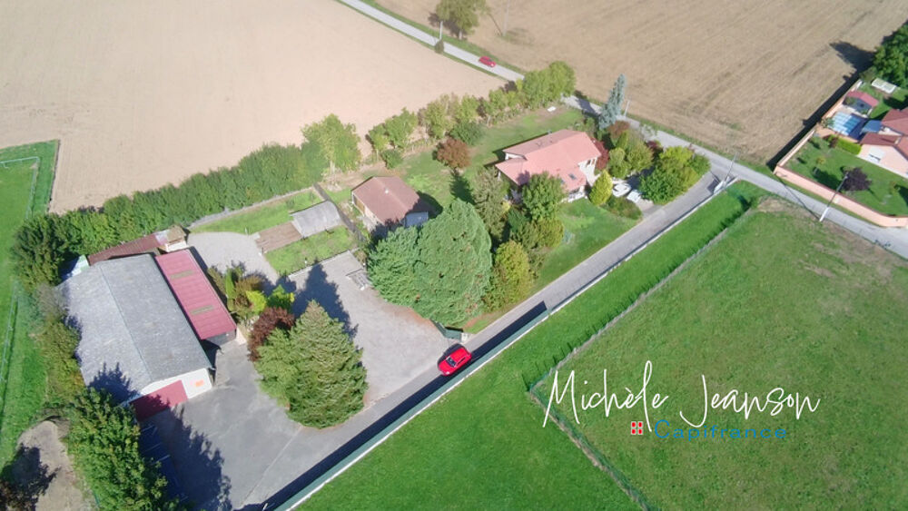   À VENDRE – Bâtiment avec fort potentiel d'aménagement (38) 