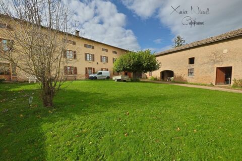   Maison � vendre 6 pi�ces proche de MONTBELLET (71) Maison - 6 pi�ce(s) - 261 m�