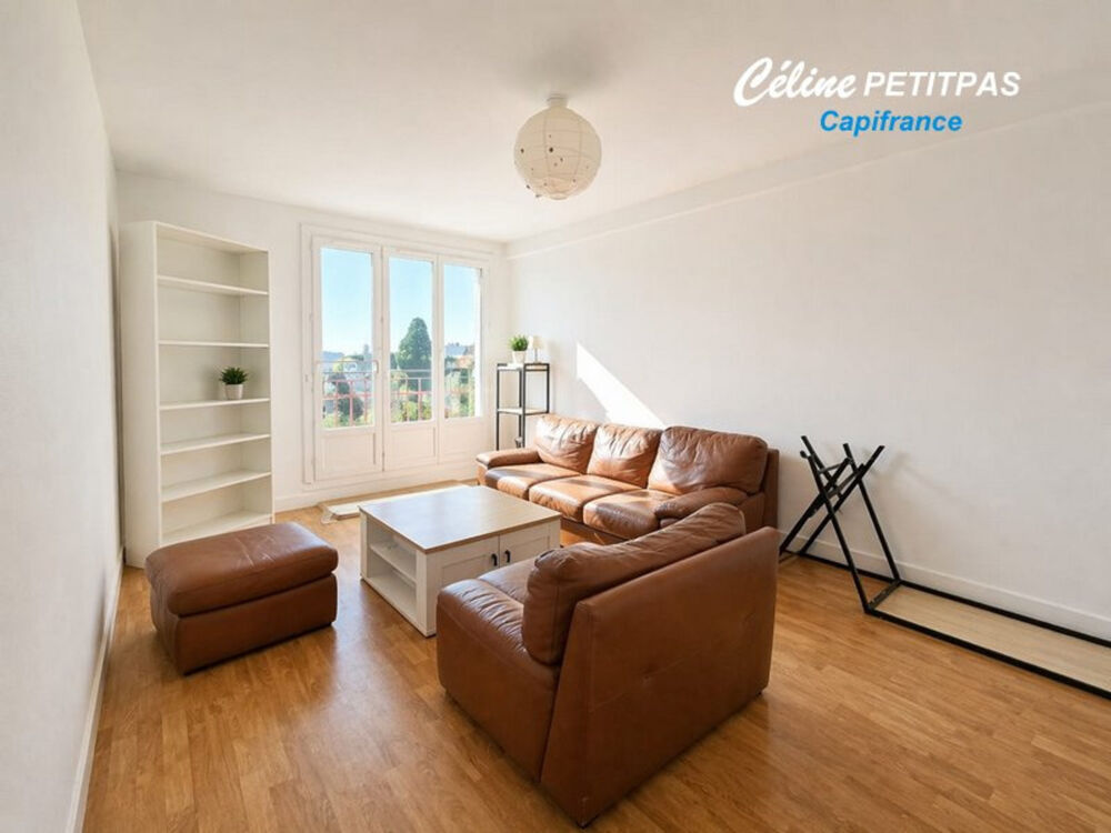 Appartement 4 pièces avec cave et parking 4 pièces  68m² surface Carrez  centre nord de Rennes  quartier Sévigné