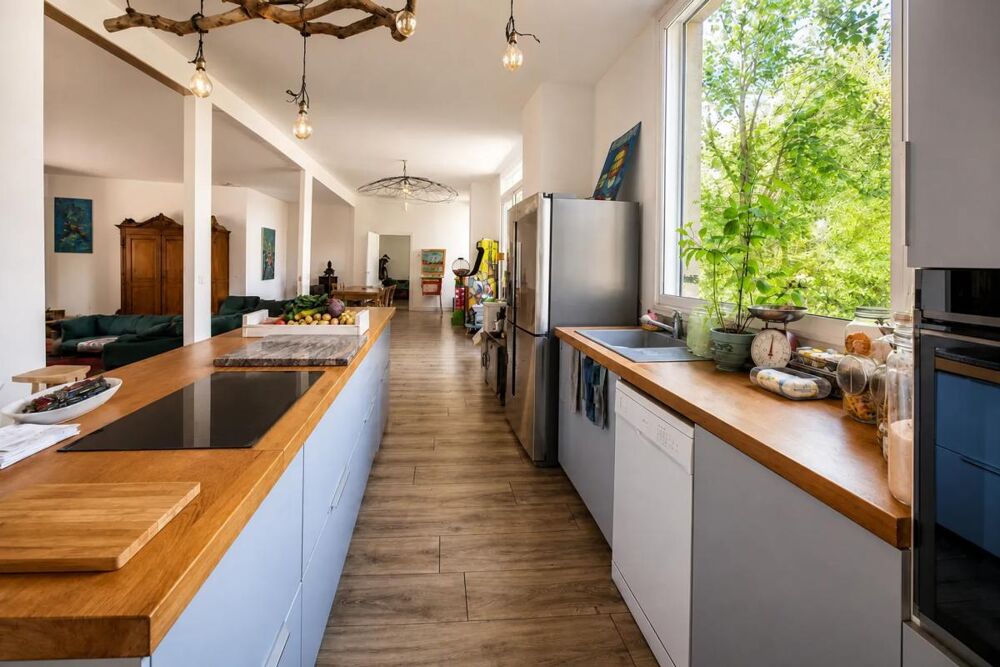 Vente Propriété/Château Grand ensemble Maison +hangar + dépendance+ piscine Briatexte