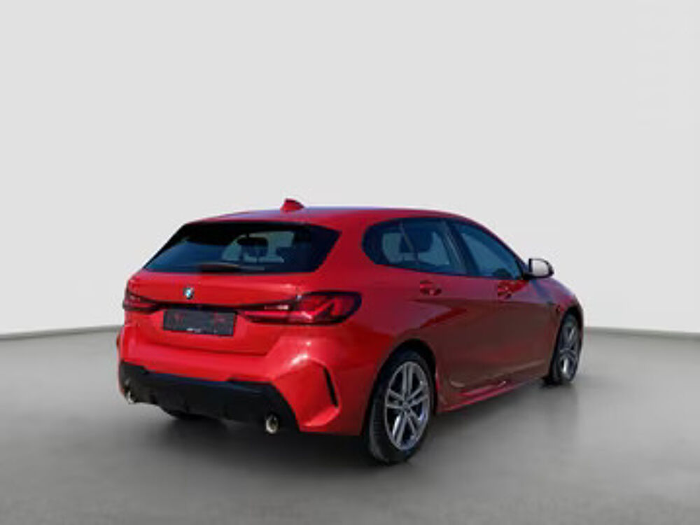 S&eacute;rie 1 118d M Sport Navi LED AHK HUD 2024 occasion 33000 Bordeaux