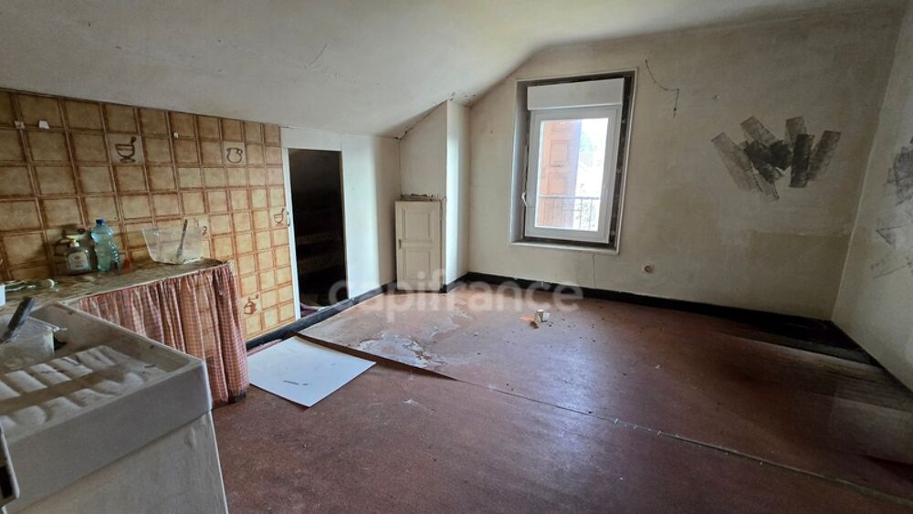 Appartement 2 pièces à rénover TANINGES (74)