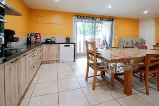  Maison  vendre 10 pices 200 m