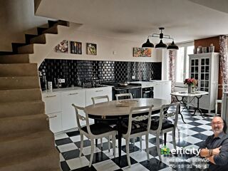  Maison � vendre 6 pi�ces 180 m�