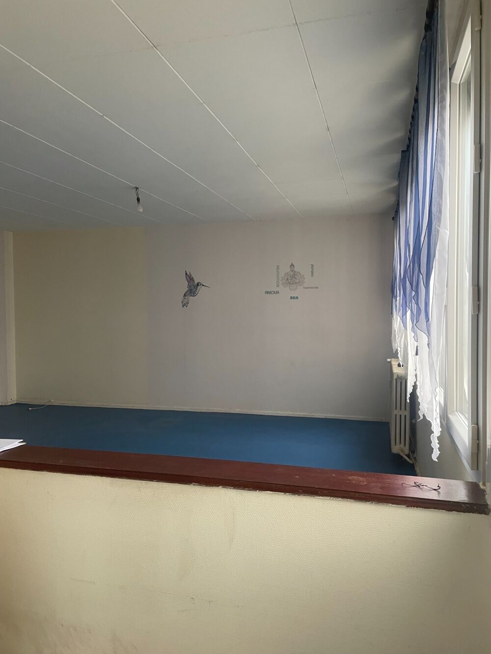SOISSONS (02) A VENDRE HYPER CENTRE APPARTEMENT DE 37 M 1 ETAGE AVEC PARKING
