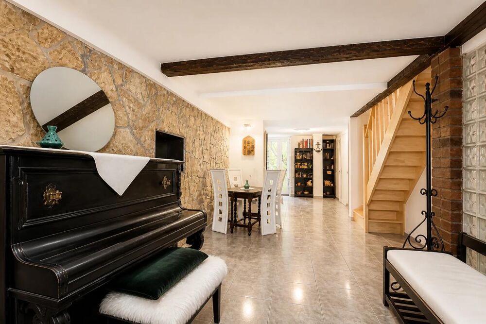 Vente Maison Maison de ville de 84 m² vendue louée avec cour privative à Provins Provins