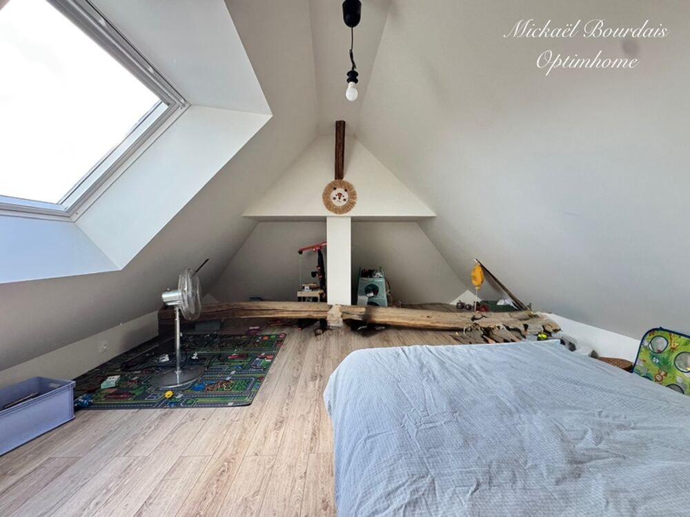 Vente Maison ? � vendre en exclusivit� � Long�re en partie r�nov�e avec d�pendances sur 2000 m� de terrain � Pontvallain (72510) Pontvallain