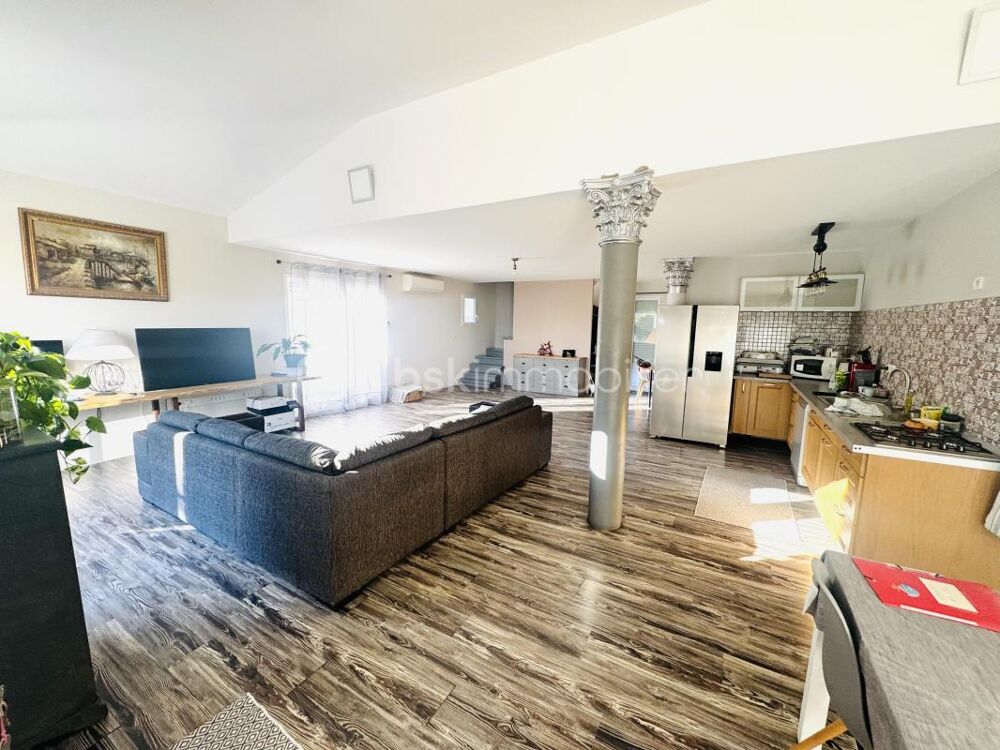 Une oasis de tranquillité avec piscine privée !