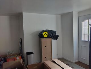  Propriété/château à vendre 4 pièces 99 m²
