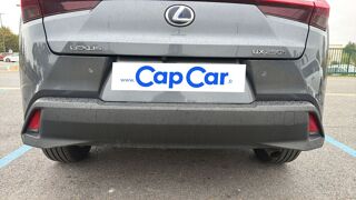UX 2.0 VVT-i 184 Hybrid 4WD e-CVT Pack Confort Business 2022 occasion 95260 Beaumont Sur Oise