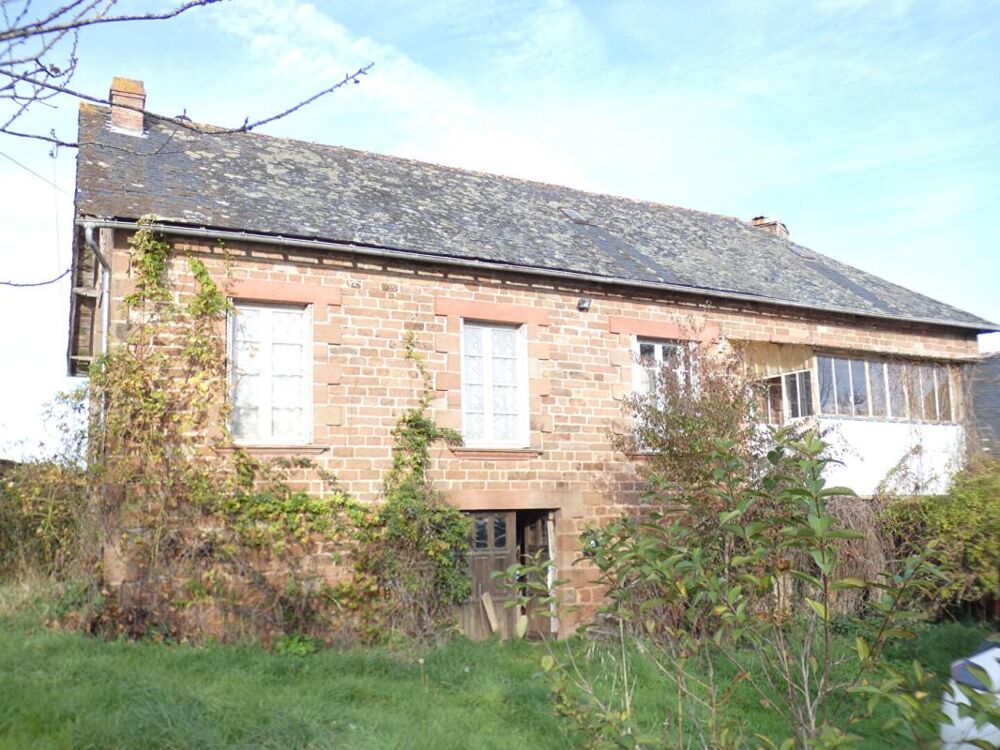 Villac maison en pierre avec 5 800 m² de terrain et deux grand batiment (210 m² et 95 m²)