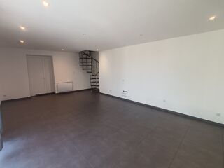  Maison  vendre 9 pices 202 m