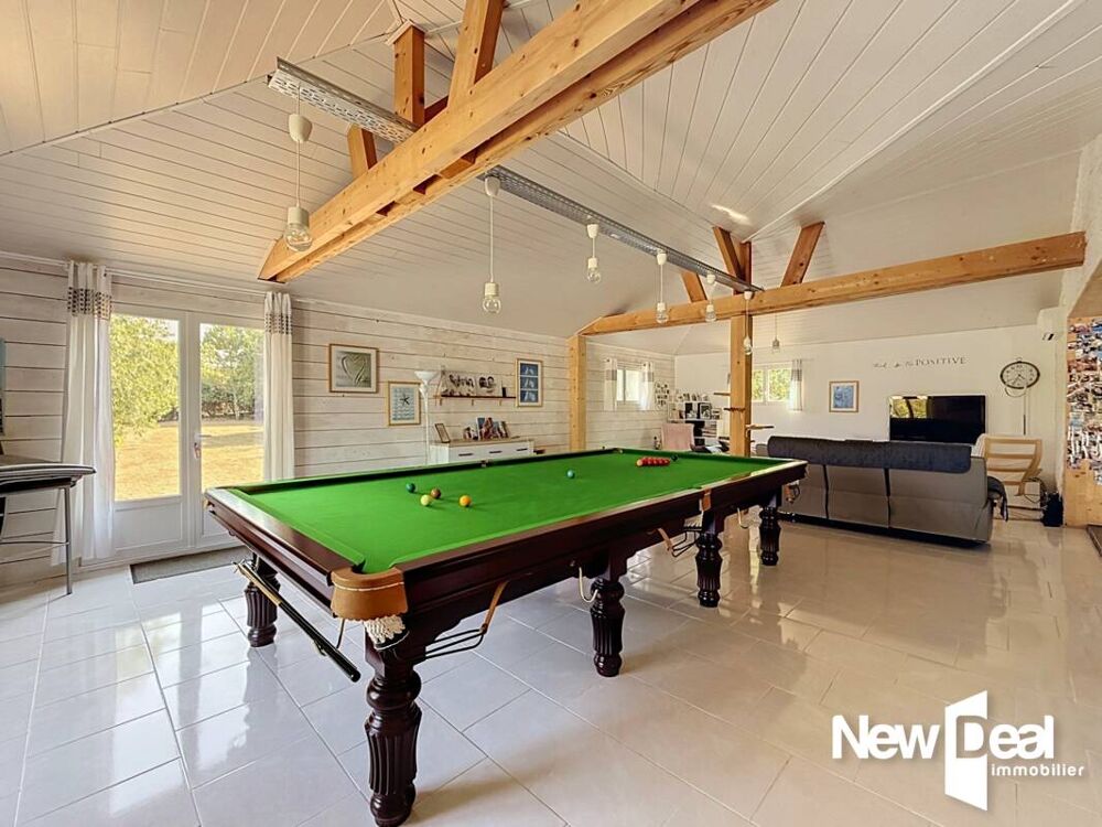 à vendre  Propriété/château Fayence (83440)