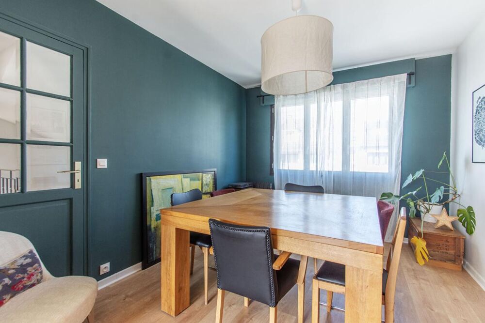 Vente Maison Maison Sainte Genevieve Des Bois 7 pièce(s) 138 m2 hab - 152 m² au sol Sainte genevieve des bois