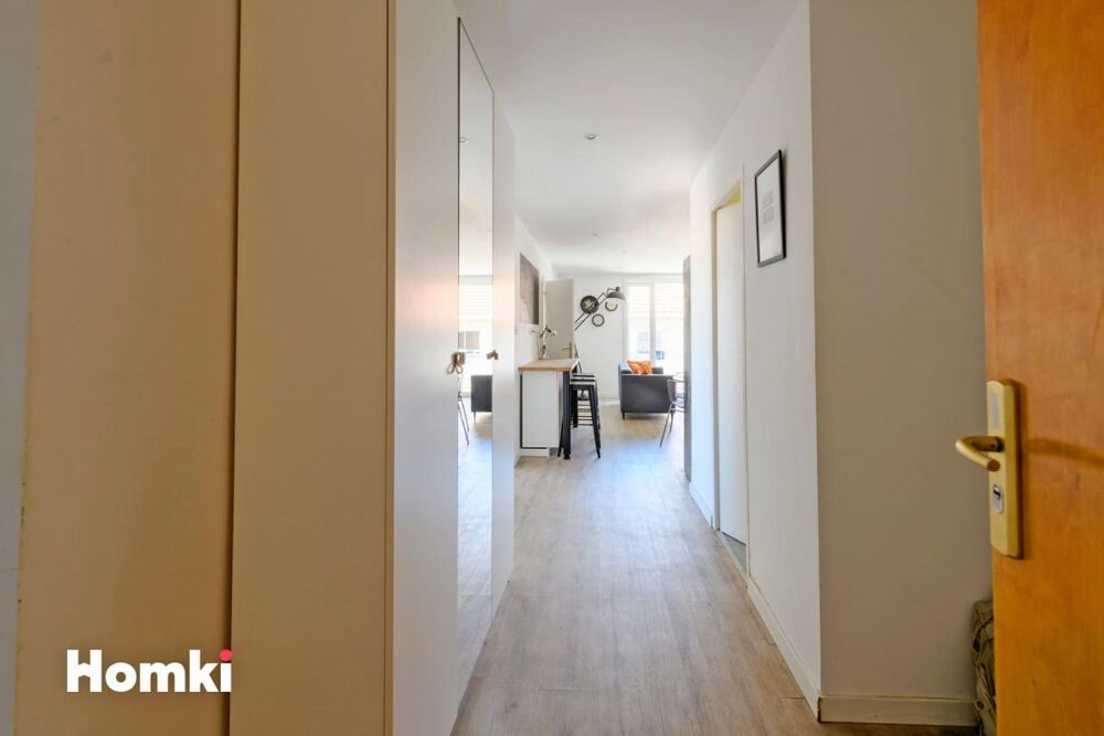 DPE C Appartement 5 pièces 85 m² avec balcon à Nîmes Arênes