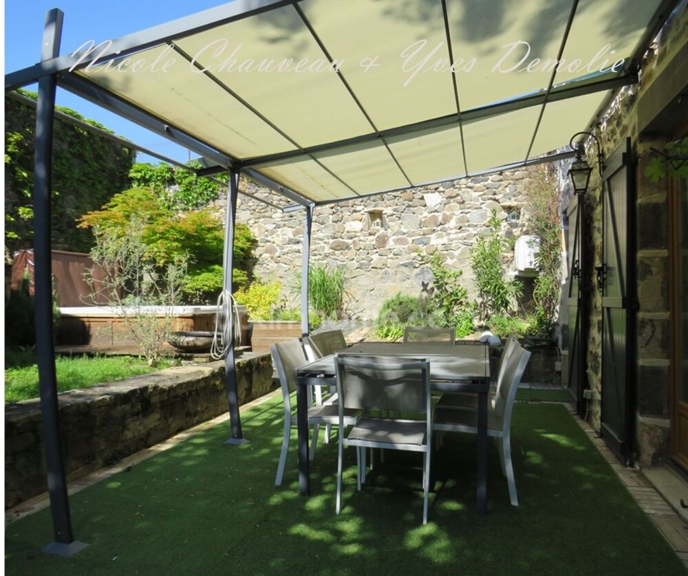 Maison à vendre 7 pièces Proche D'ISSOIRE (63)