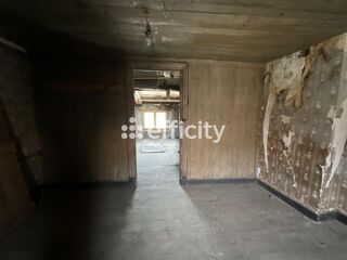  Immeuble à vendre 6 pièces 148 m²