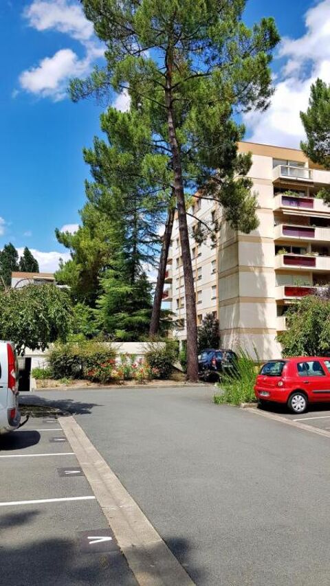  Appartement  louer 6 pices 127 m