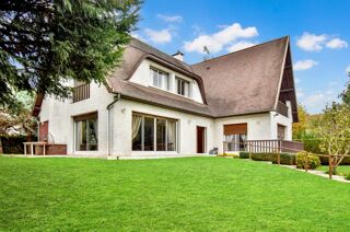  Maison � vendre 9 pi�ces 235 m�