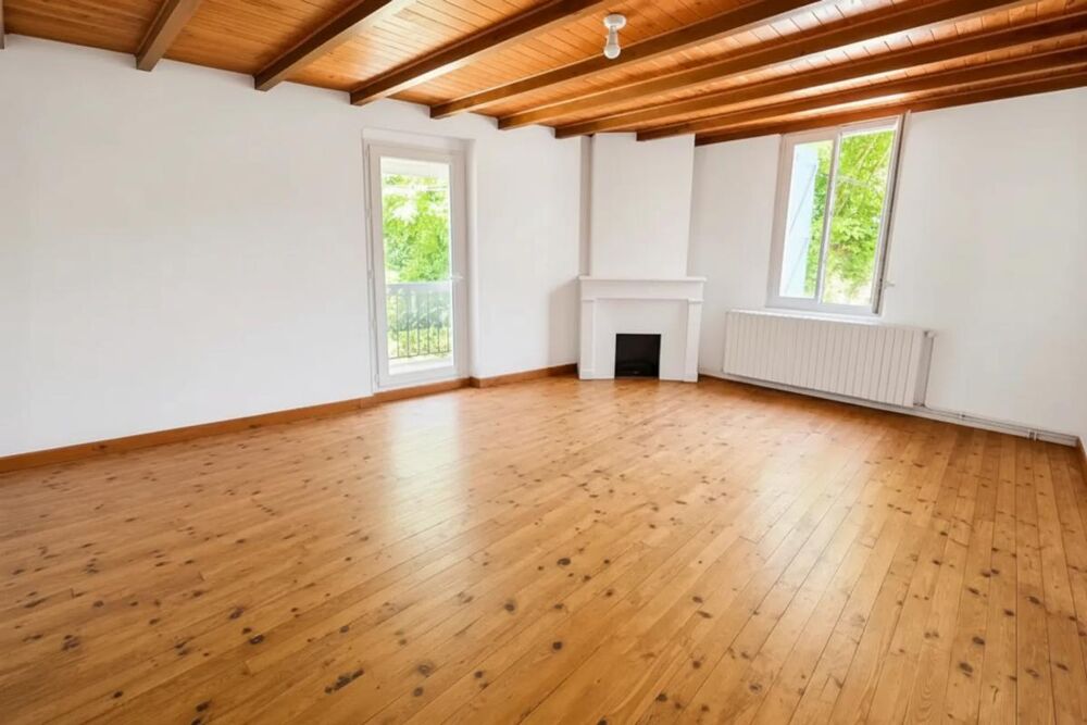 Maison de 8 pièces de 240 m² à Aureilhan