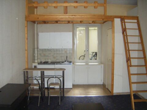 Appartement  louer 1 pice 22 m Nantes