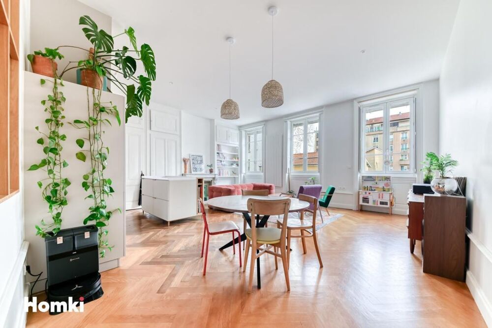 Appartement T5 de 107 m2 à Lyon 69007, Rue Chalopin