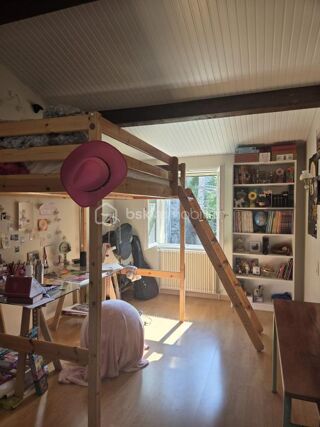  Maison à louer 4 pièces 132 m²