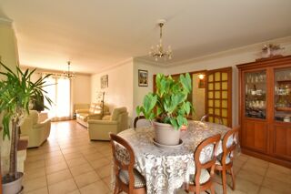  Villa à vendre 6 pièces 143 m²