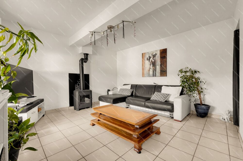 Vente Maison LAGRÂCE-DIEU – MAISON DE CARACTÈRE 5 PIÈCES – 3 CHAMBRES – JARDIN Lagrace dieu