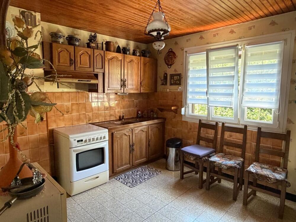 BEAU PAVILLON INDIVIDUEL SUR SOUS-SOL - 3 CHAMBRES