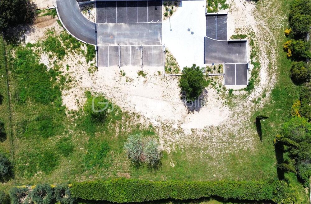 Vente Terrain A vendre terrain constructible et viabilisé de 503 m2  , au pied du Luberon , très au calme , sur Mérindol Merindol