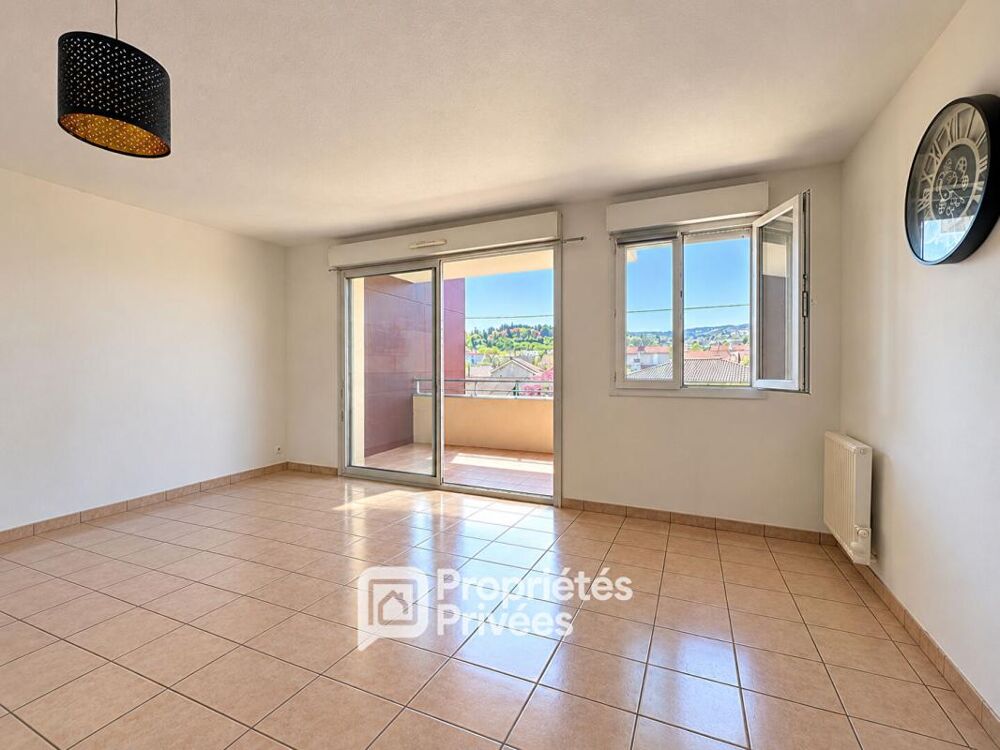 Vente Appartement Appartement 2 pièces 46,5m2 avec balcon et parking Clermont ferrand