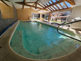  Propriété/château à vendre 9 pièces 232 m²