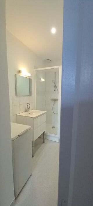  Appartement à louer 1 pièce 25 m²
