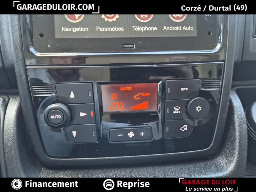 Jumper II 2.2 BHDI 120 S&S 3.0T L1H1 PD CONNECT 2024 occasion 49140 Corz&eacute;